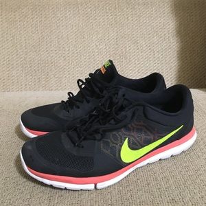 Nike Run 2015 men’s size 13